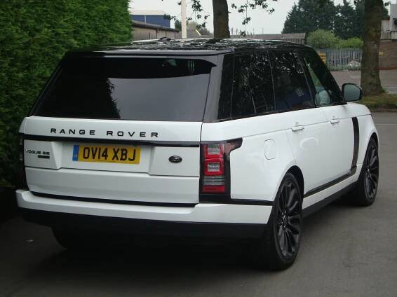 Cars Scunthorpe - RANGE ROVER VOGUE SE SDV8 BLACK EDITION | Kevin Martin Specialist Cars