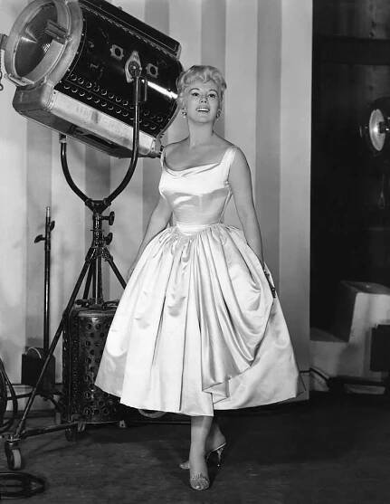 Eva Gabor, 1957.