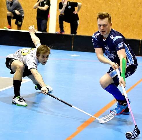 Čaroděj Váradi, střelec Svatek! Vary senzačně vyřadily Kladno