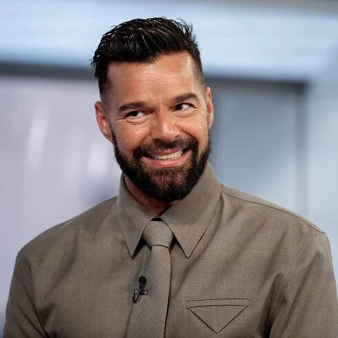Ricky Martin shows off a fresh new look after his summer vacation