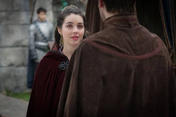 Království - Volná plavba - Z filmu - Adelaide Kane