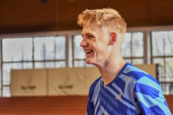 Tomas Järvinen vymění v hale víceboj za čtyřstovku. Důvodem bylo natržené tříslo