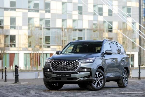SsangYong Rexton - technický list, test, vybavení, fotky a ceny
