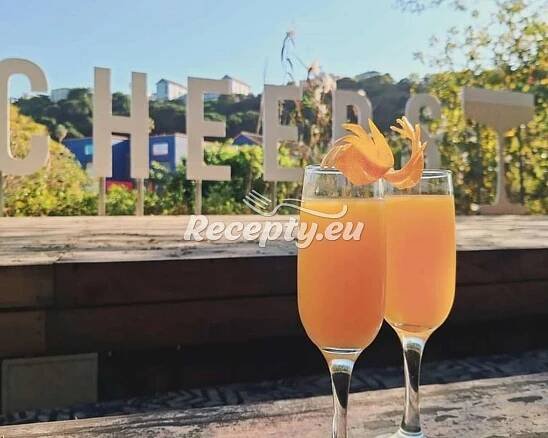 ᐉ Mimosa Cocktail – Daleko víc než jen brunch koktejl - recepty.eu