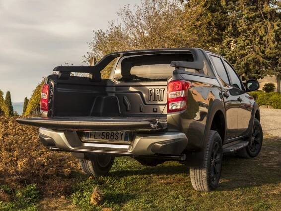 FIAT  Fullback Cross (2016-2019)