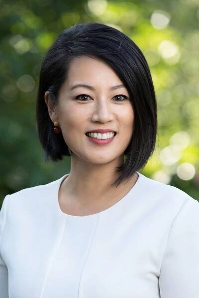 Anita Barcsa Photography_Keller_Williams_Caroline_Huo_Group_Professional_Headshots_Portraits_Palo_Alto_California-1