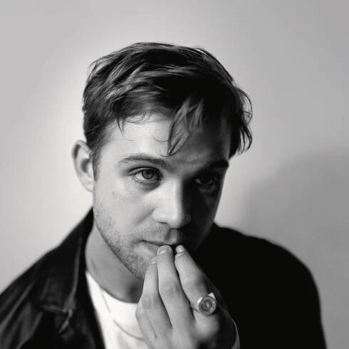 Coming In Hot: From ‘White Lotus’ To The ‘One Day’ Remake, Leo Woodall Is TV’s Next Leading Man