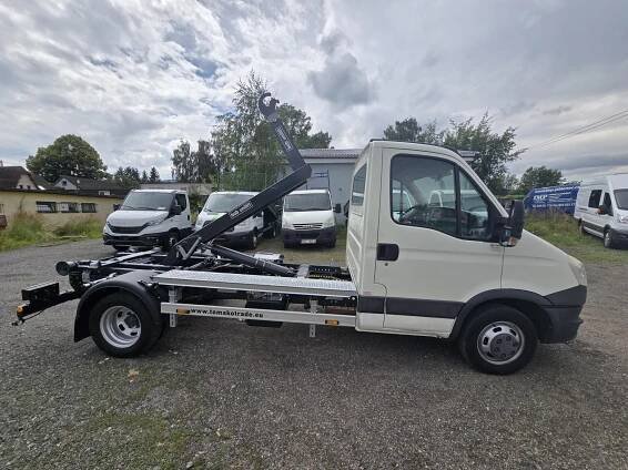 Iveco Daily Hákový nosič!