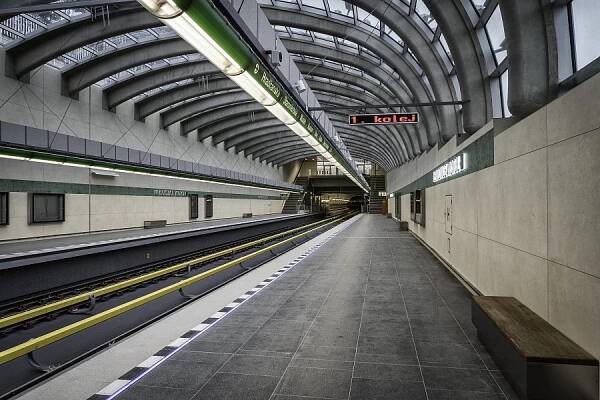 Praha, Prodloužení metra V.A | HOCHTIEF