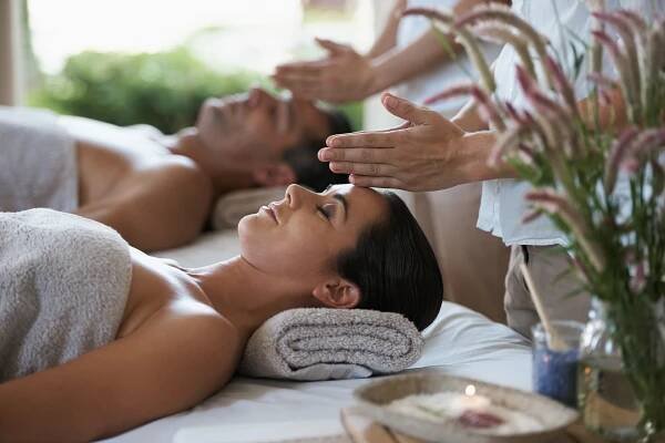 Lázeňská velikonoční nadílka: Dopřejte si místo barvení vajíček relaxaci ve wellness
