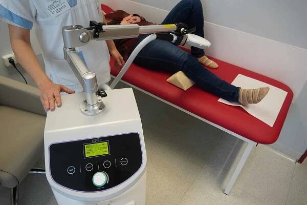 Přerovská nemocnice nově nabízí terapii vysokovýkonným magnetickým polem