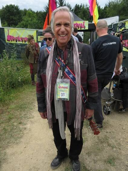 HANK ZIPZER : BBC 0NE — David Wolfe 