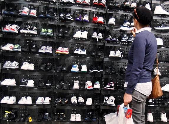 Foot Locker: Overview- Foot Locker Products, Quality, Design And Its Experts Of Foot Locker. – webmagicplus.com