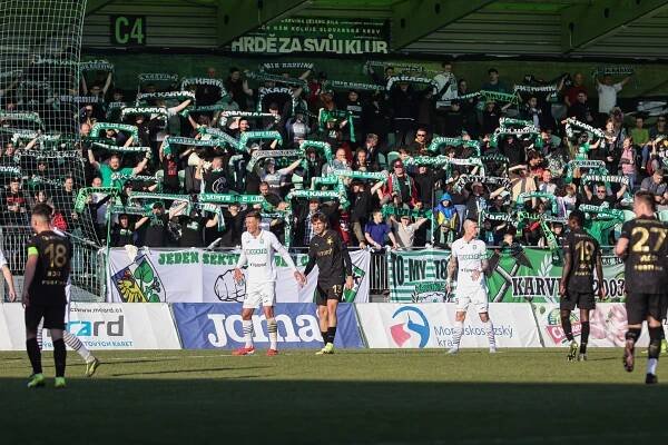 MFK Karviná – SK Slavia Praha (12.04.2025) – hooligans.cz