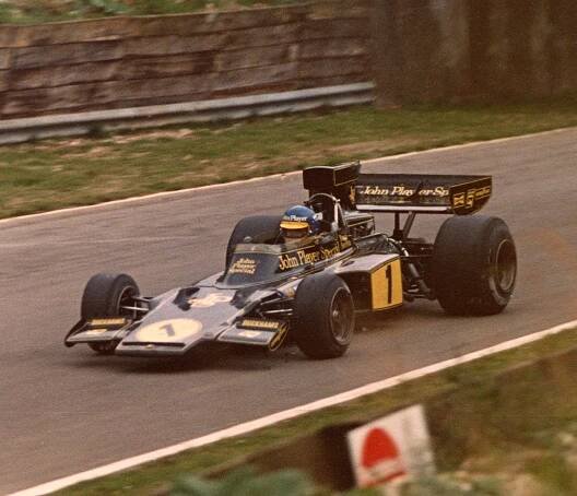 Nadčasový Lotus 72 proslavil Fittipaldi. Byl to nejlepší vůz v historii F1
