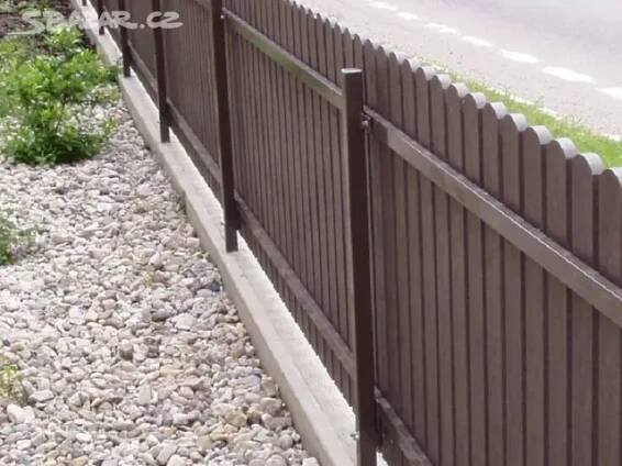 Plotovky plastové 120 cm - bez údržby
