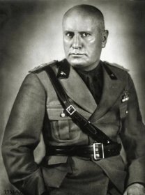 Fašistický diktátor: Zdemolují hrobku milenky Mussoliniho!