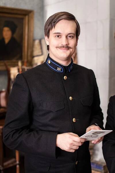 Alexandr Domogarov ml. - Jolki 1914 - Promo