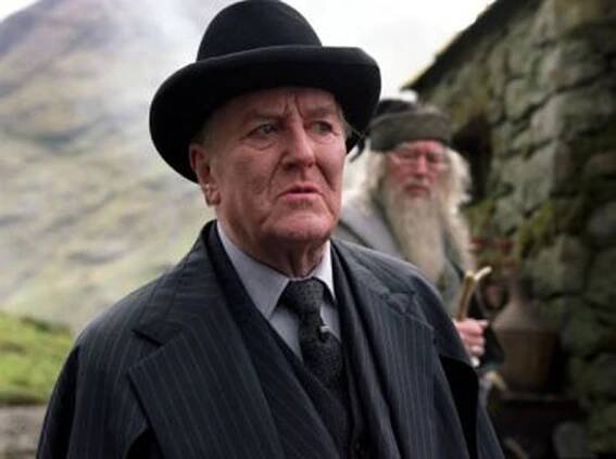 Robert Hardy as Cornelius Fudge in Harry Potter.