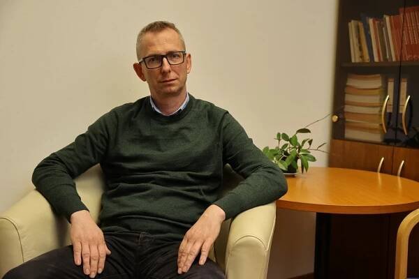 Ze znásilnění nařčený poslanec Navrátil pro Blesk: Budu se bránit, masér chodil i před Sněmovnu