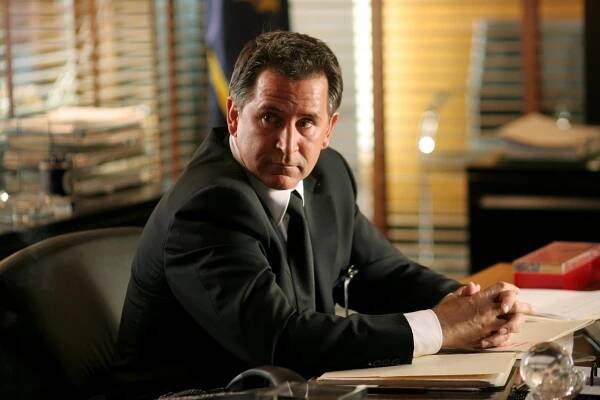 Beze stopy - Bez uznání - Z filmu - Anthony LaPaglia