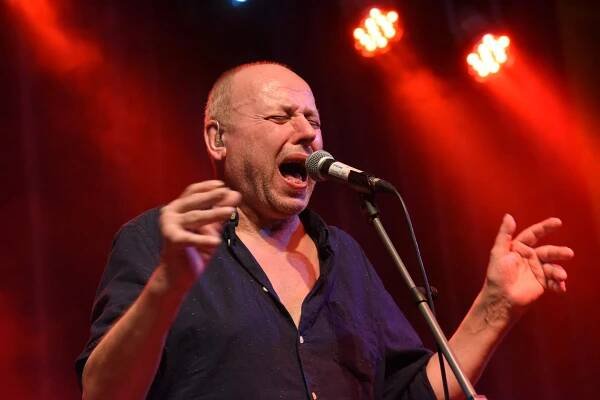 Fotogalerie: Michal Ambrož a Hudba Praha, Kolín, 31.3.2017