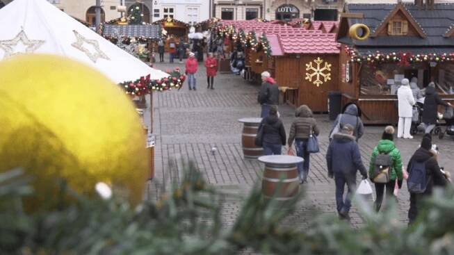 Adventní trhy jsou v plném proudu.