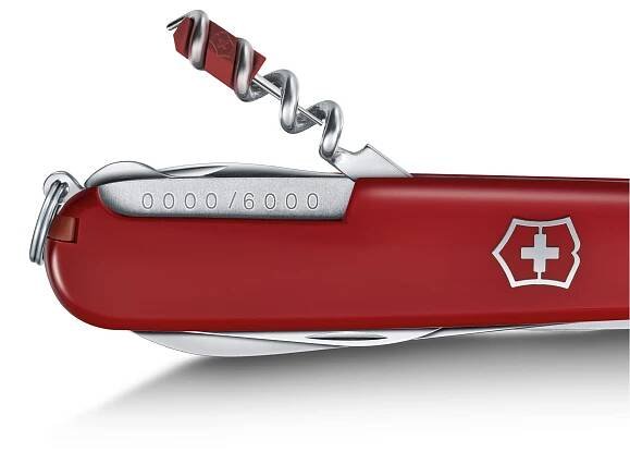 Victorinox Huntsman Year of the Snake 2025 - Luxusní nože