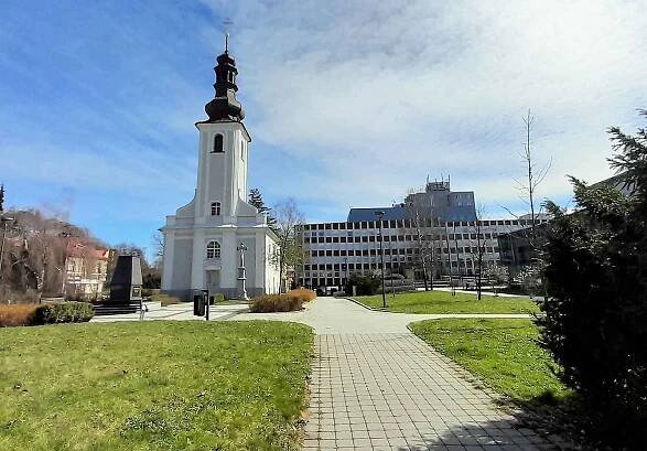 Kostel svatého Marka v Karviné. V roce 1786 byl poškozen zemětřesením