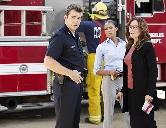 Jon Tenney, Kearran Giovanni, Mary McDonnell - Closer: Nové případy - Zkouška ohněm - Z filmu