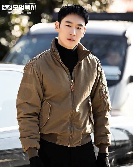Lee Je Hoon v Taxi Driver natáčal aj tie najnáročnejšie akčné scény úplne sám, no potešil by sa pokračovaniu? - Asianstyle