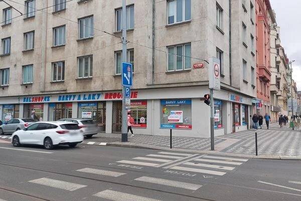 BARVY A LAKY DROGERIE foto 1