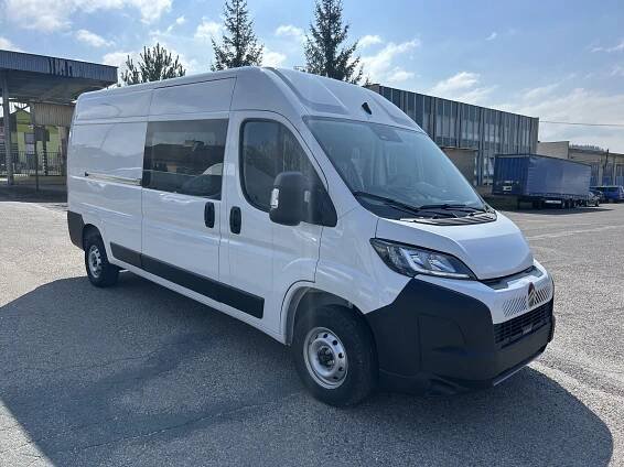 CITROEN JUMPER L3H2 6 míst 2024 - Dodávky Morava.cz