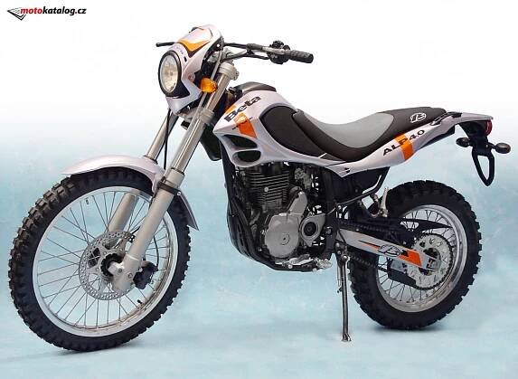 Beta ALP 4.0 | Katalog motocyklů a motokatalog na Motorkáři.cz