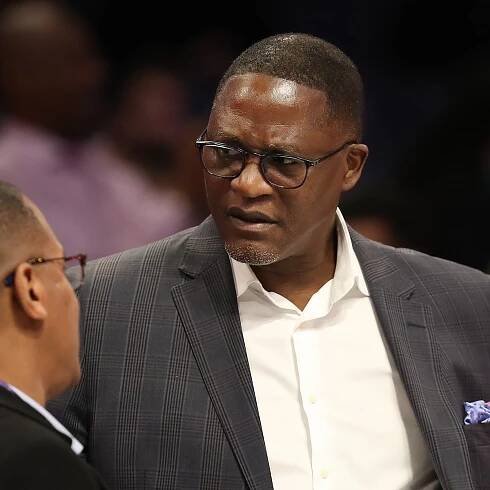 Atlanta restaurant apologises to Dominique Wilkins after he accuses it of racist treatment