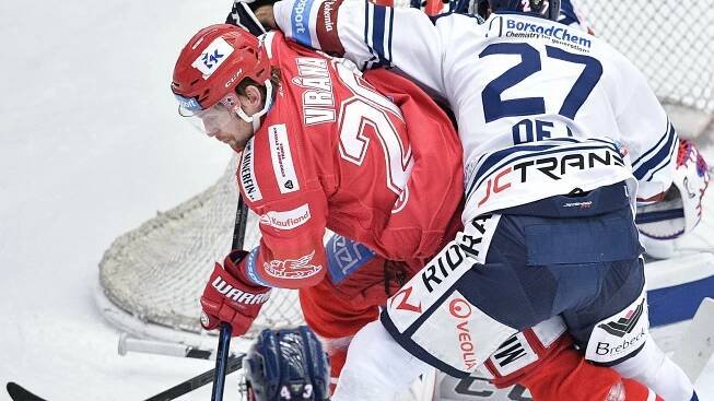 Kluby reagují na tragickou smrt manželky hokejisty Vrány: Jsme s tebou!