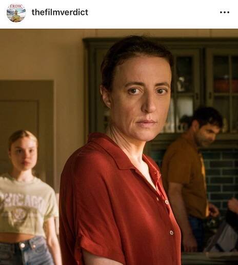 THE FILM VERDICT - The Sparrow in the Chimney
« Maren Eggert, who also starred in Angela Schanelec’s 2019 festival darling I Was at Home, But), is enigmatic and mesmerising to watch as Karen. »
“Ramon Zürcher&rs