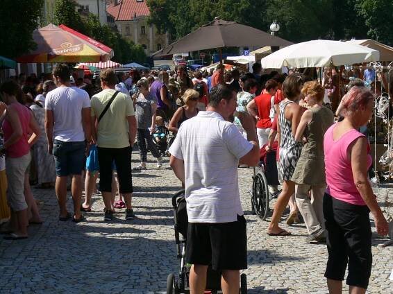 KERAMICKÉ TRHY BECHYNĚ 2021,TRHY BECHYNĚ 2021,BECHYŇSKÉ KERAMICKÉ TRHY 2021,UBYTOVÁNÍ V BECHYNI 2021 - Keramické trhy Bechyně