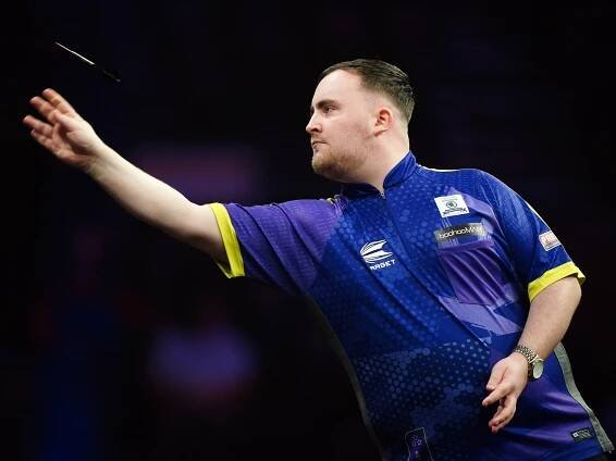 Luke Littler lets the darts do the talking after Jonathan Ross Show appearance