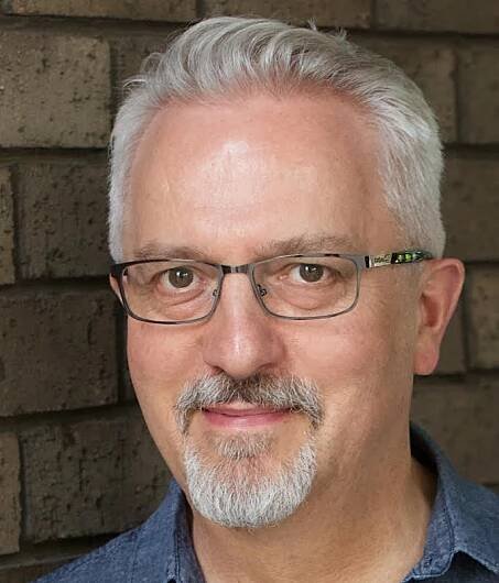 Alan Hollinghurst.jpeg