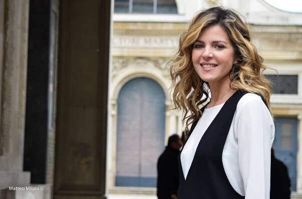 Elisabetta Pellini, un set fotografico in corso Matteotti – 23&venti