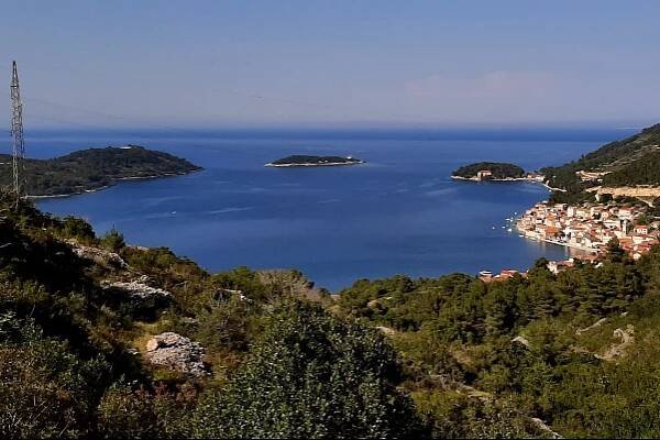 VIS ISLAND EXPERIENCE – Hvar Adventure
