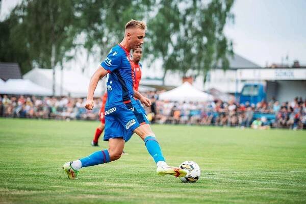 Příprava: FC Viktoria Plzeň - FC Slavia Karlovy Vary 9:0 (2:0).