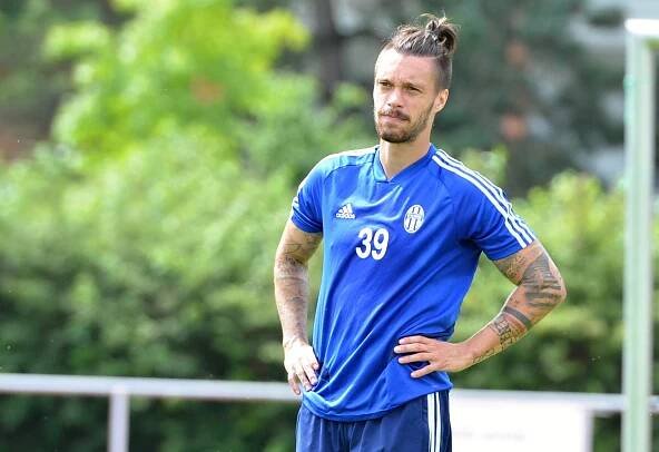 Velký návrat k fotbalu? Václav Kadlec trénuje s rezervou Mladé Boleslavi