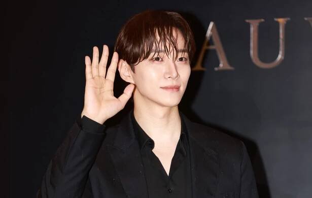 Netflix announces new K-drama 'Cashero', starring 2PM's Junho