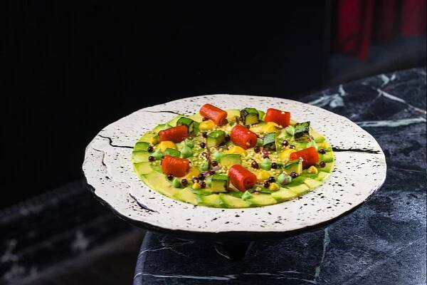 A healthy and delicious avocado carpaccio