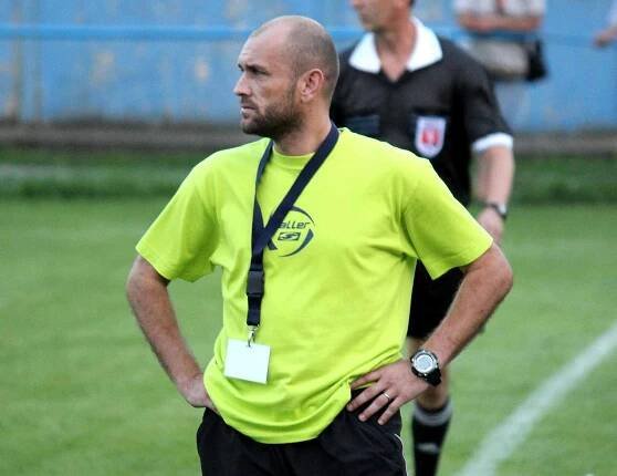 Fotbalisté Kralic na Hané ve vloženém kole krajského přeboru nestačili na domácí půdě na vedoucí tým tabulky z Určic, kterému podlehli 0:2. Trenér Kralic Petr Gottwald