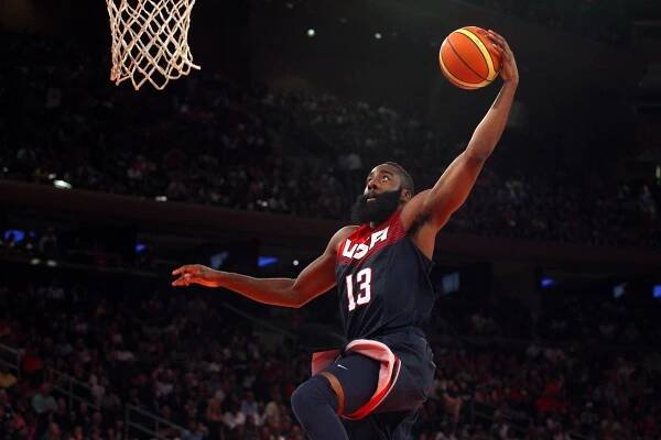 Španělští obři vs. hvězdy NBA. MS basketbalistů startuje
