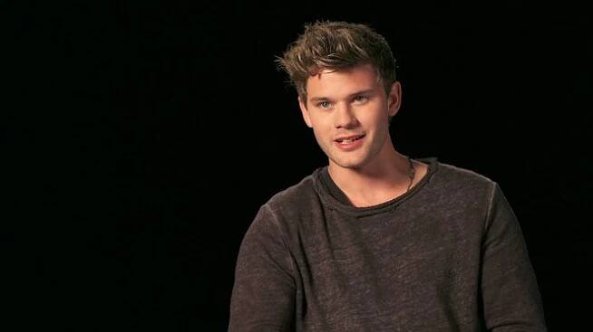 Rozhovor 1 - Jeremy Irvine