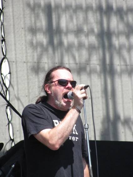 Soubor:Masters of Rock 2010, Visací zámek, Jan Haubert.jpg – Wikipedie